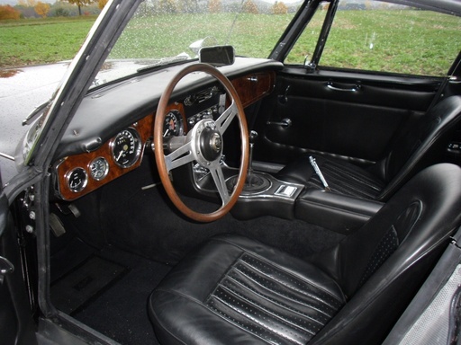 AUSTIN HEALEY BJ8