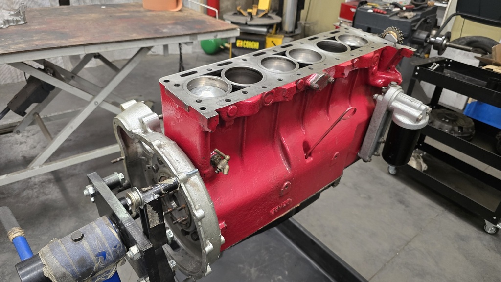 ASTON MARTIN DB2 VANTAGE