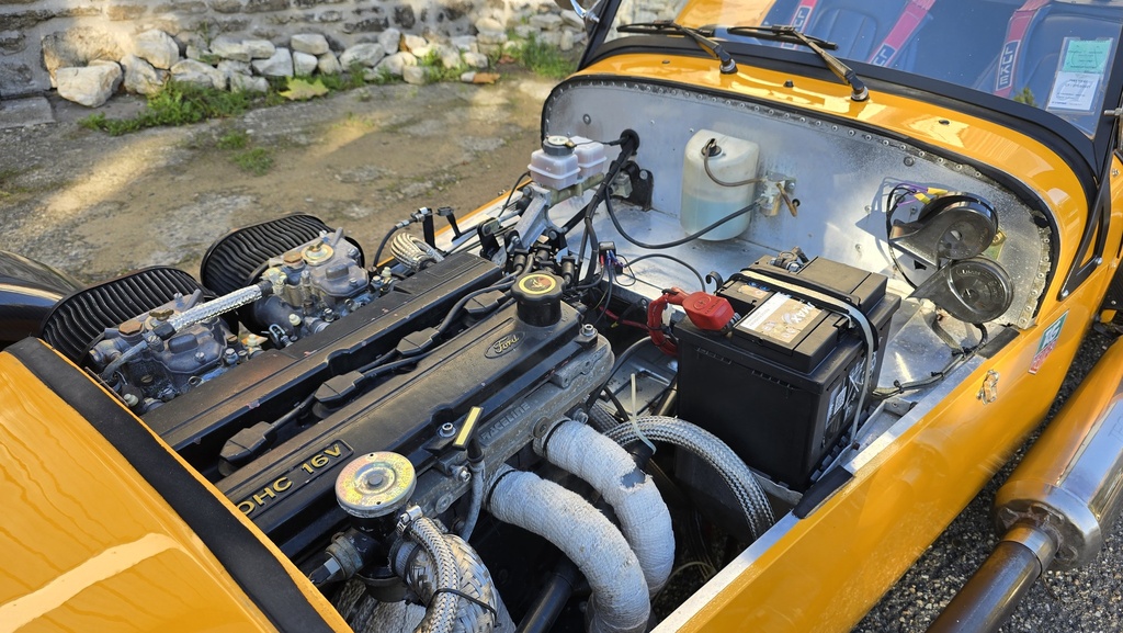 CATERHAM SEVEN 2.0 ZETEC RACE LINE