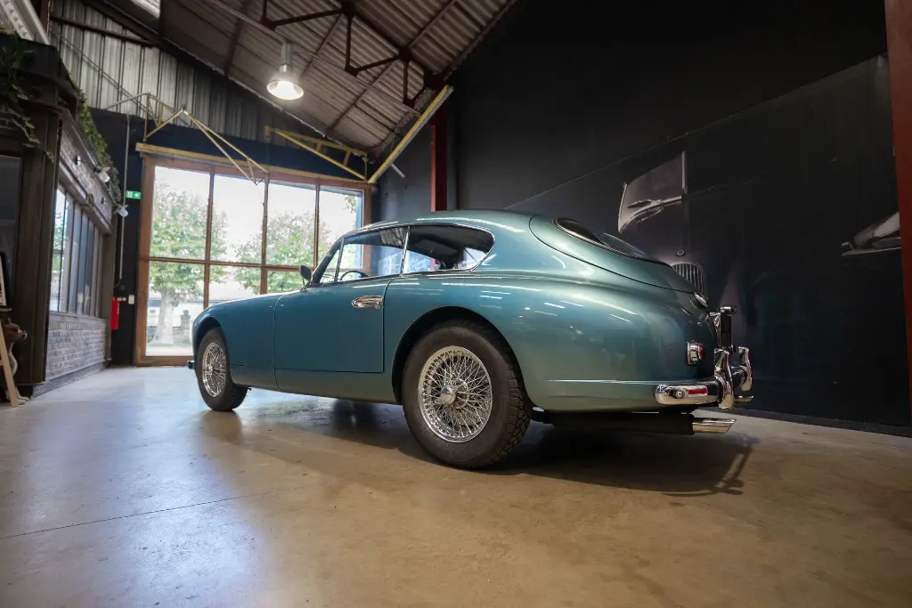 Aston Martin DB2 4 (Sans Grain)-21.webp