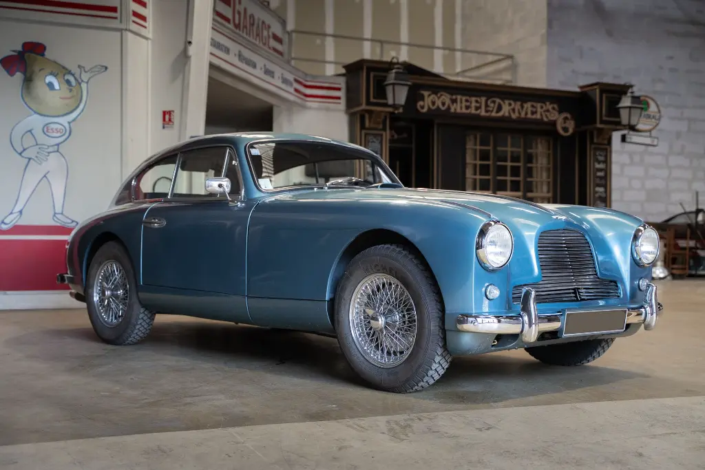 Aston Martin DB2 4 (Sans Grain)-32.webp