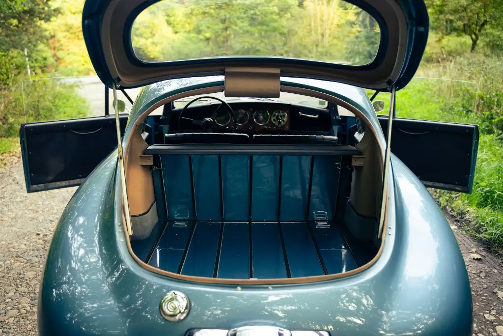 Aston Martin DB2 4 (Sans Grain)-76.webp