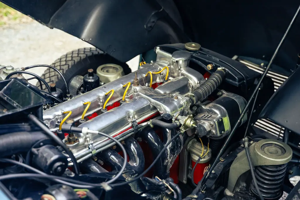 Aston Martin DB2 4 (Sans Grain)-59.webp