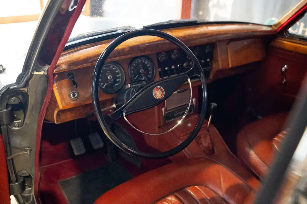 Jaguar MK2 - Boche Auto-9.webp