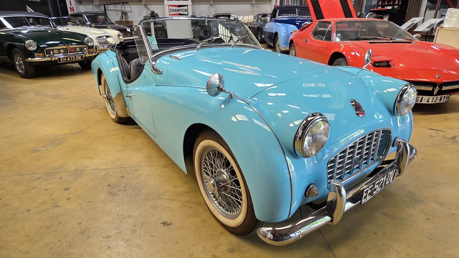 TRIUMPH TR3